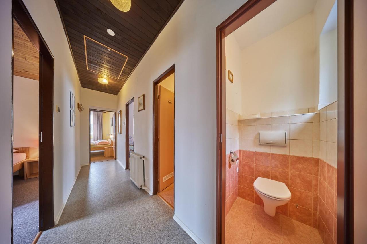 Apartman Svoboda Svoboda nad Upou Luaran gambar